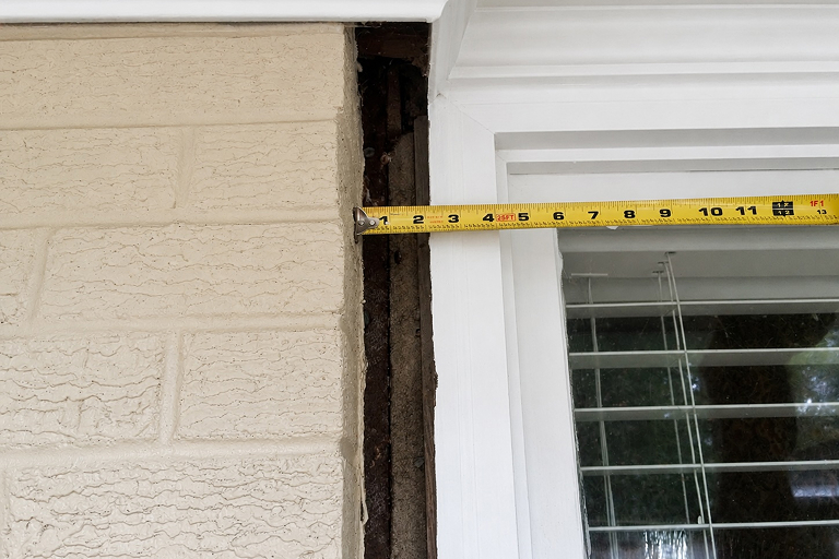 Gaps Around Windows