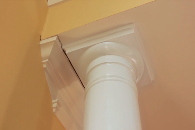 Moulding Separation